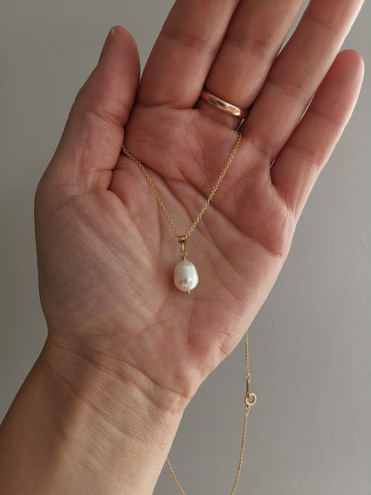 PEARL DROP NECKLACE IN GOLD FILLED