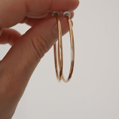 GOLD HAMMERED HOOPS LARGE - 14K GOLD FILLED